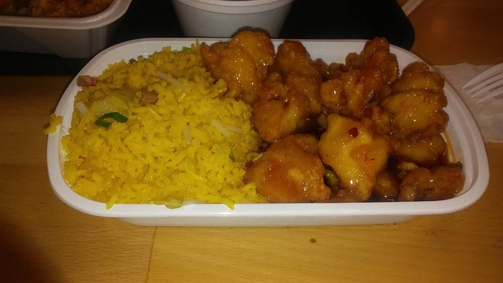 First Wok | restaurant | 2570 Wabash Ave, Terre Haute, IN 47803, USA | 8122323898 OR +1 812-232-3898