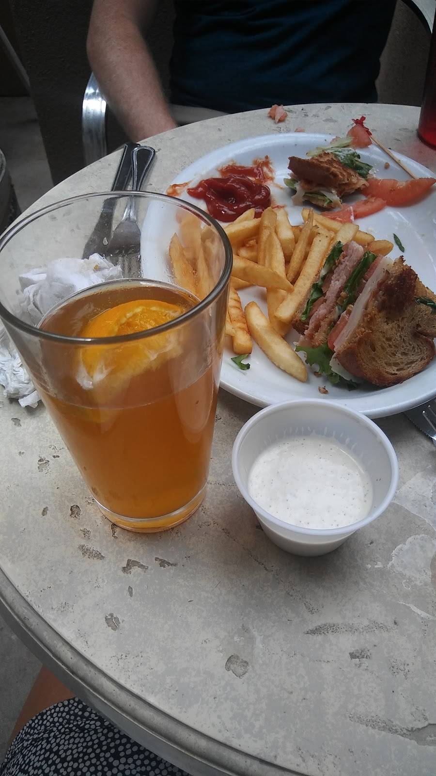 Diamonds Sports Grille | restaurant | 161 N Centennial Way, Mesa, AZ 85201, USA | 4808443888 OR +1 480-844-3888