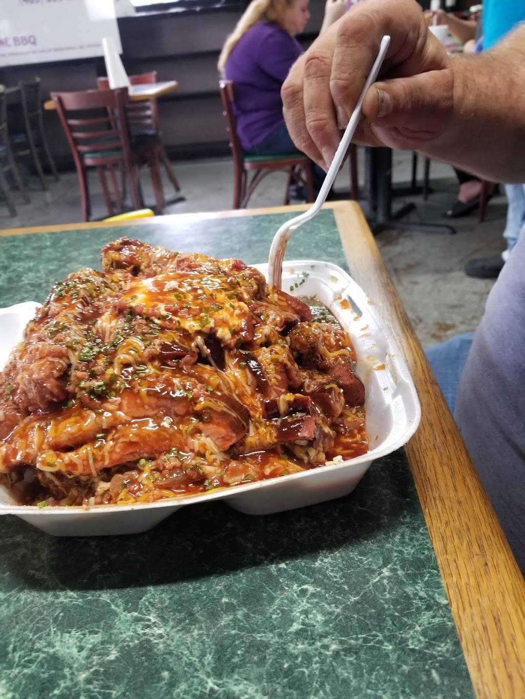 Fingers 2 Tha Bone BBQ and more | restaurant | 505 Wyatt St, Waxahachie, TX 75165, USA | 4693991203 OR +1 469-399-1203