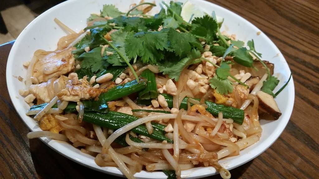 Pei Wei | restaurant | 7131 W Ray Rd Bldg. 1 Suite 3, Chandler, AZ 85226, USA | 4809403800 OR +1 480-940-3800