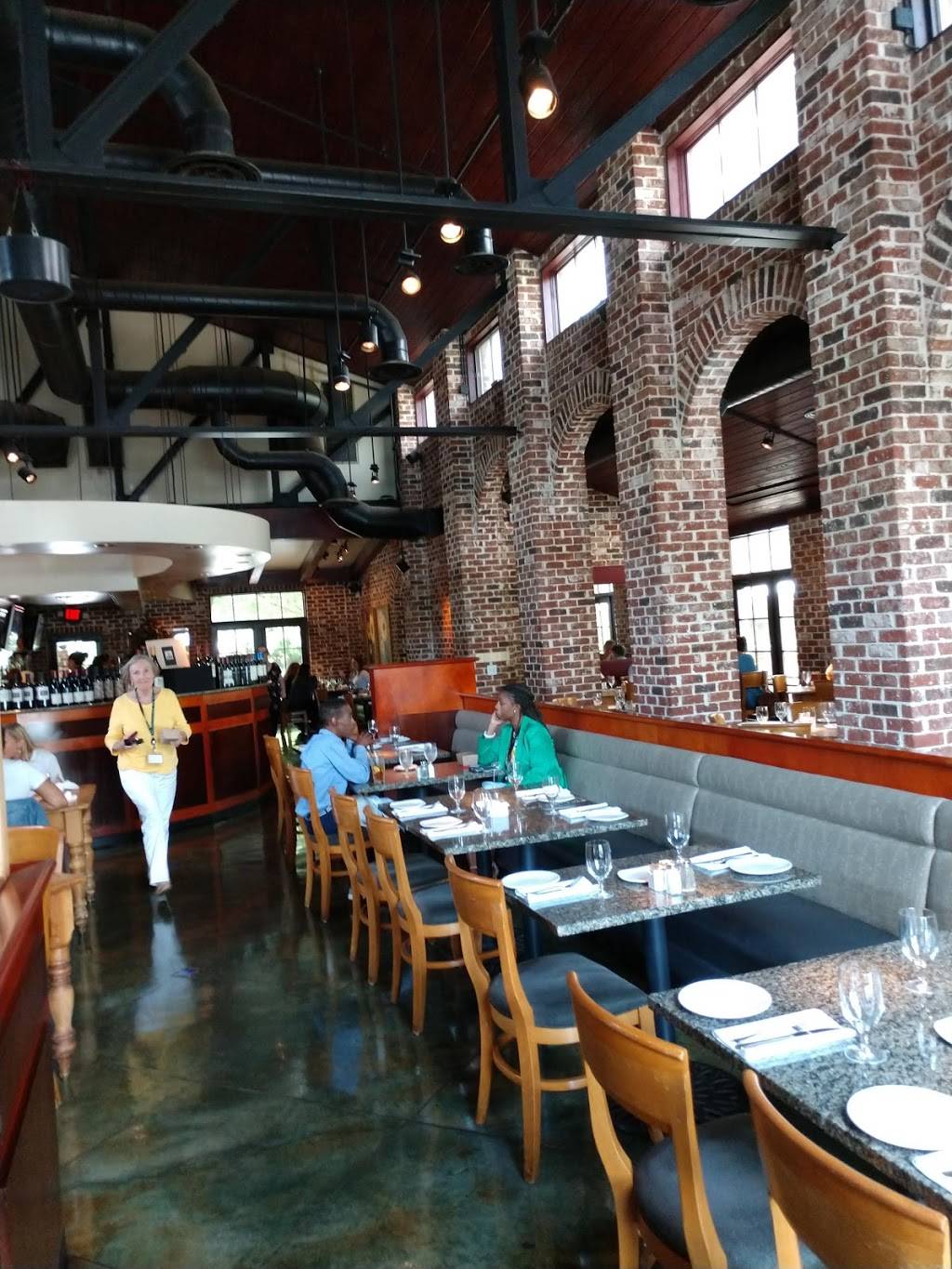 Vinnys on Windward | restaurant | 5355 Windward Pkwy W, Alpharetta, GA 30004, USA | 7707724644 OR +1 770-772-4644