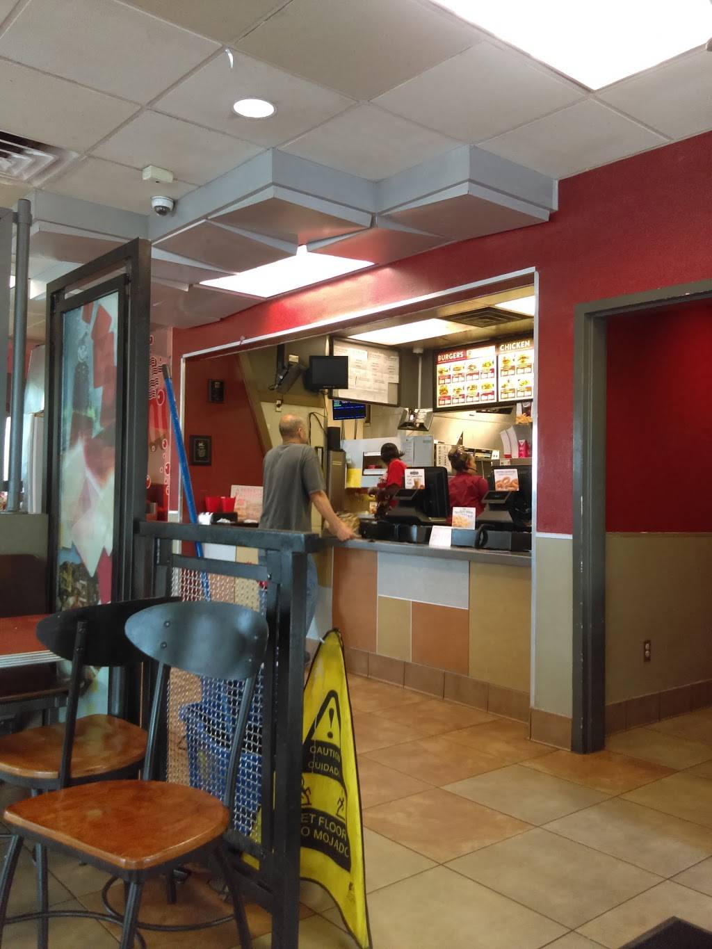 Jack in the Box | restaurant | 1217 Wayside Dr, Houston, TX 77011, USA | 7139286095 OR +1 713-928-6095