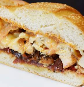 Rollin at D&D | meal delivery | 825 Noyes St, Evanston, IL 60201, USA | 8474754344 OR +1 847-475-4344