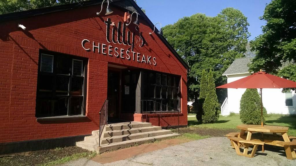 Tillys Cheesesteaks | restaurant | 3711 Kingstown Rd, West Kingston, RI 02892, USA | 4017837711 OR +1 401-783-7711