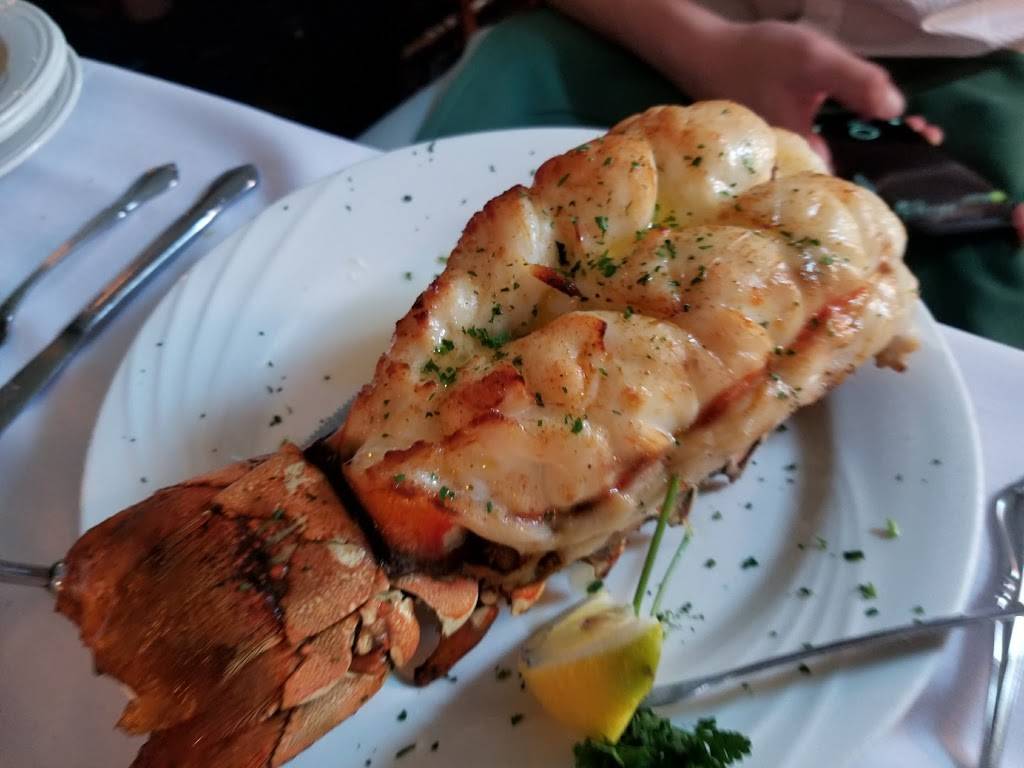 Seven Stars Inn | restaurant | 263 Hoffecker Rd, Phoenixville, PA 19460, USA | 6104955205 OR +1 610-495-5205