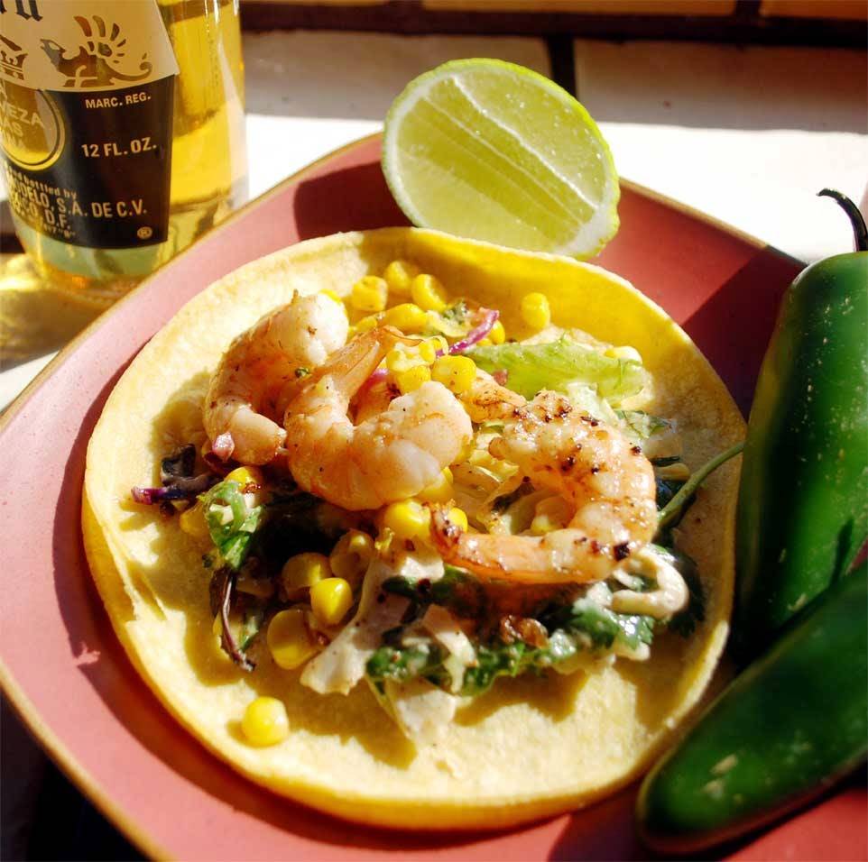 El Tango Latin Mexican Grill | restaurant | 4510, 14224 Madison Ave, Cleveland, OH 44107, USA | 2162269999 OR +1 216-226-9999