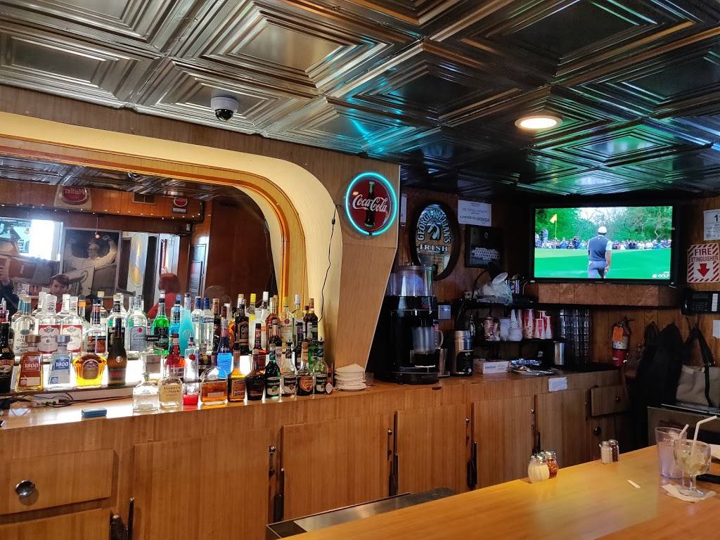 Buddys Pizza | restaurant | 17125 Conant St, Detroit, MI 48212, USA | 3138929001 OR +1 313-892-9001