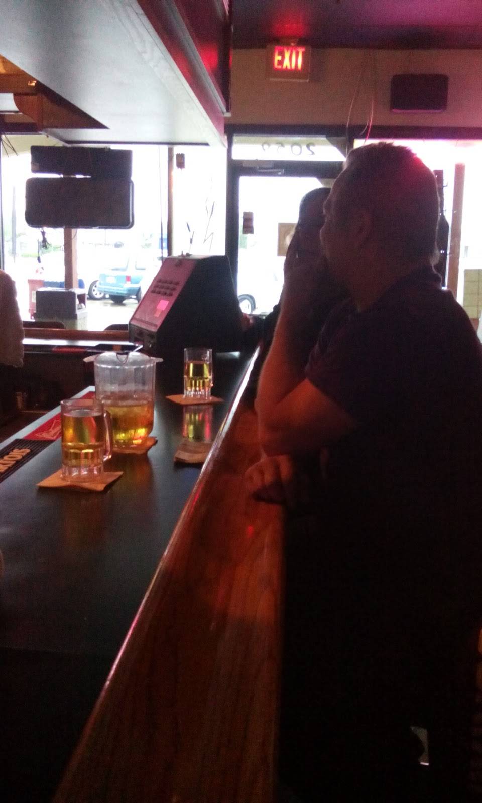 Deja Brew & Grisports | restaurant | 2059 Harshman Rd, Dayton, OH 45424, USA | 9372370237 OR +1 937-237-0237