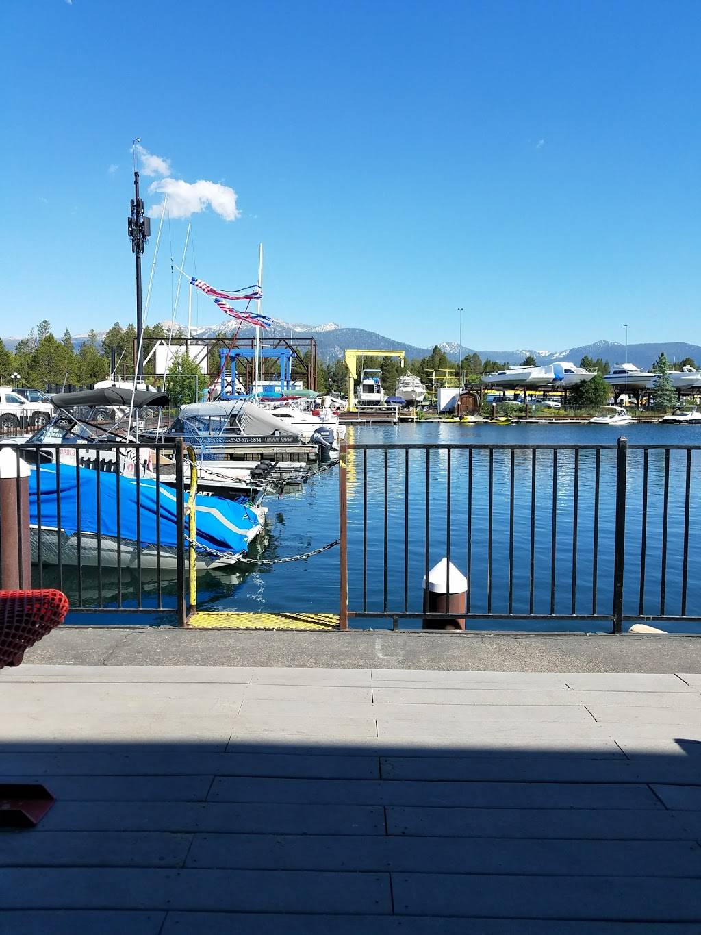 Tahoe Keys Marina & Yacht Club | restaurant | 2435 Venice Dr E, South Lake Tahoe, CA 96150, USA | 5305412155 OR +1 530-541-2155