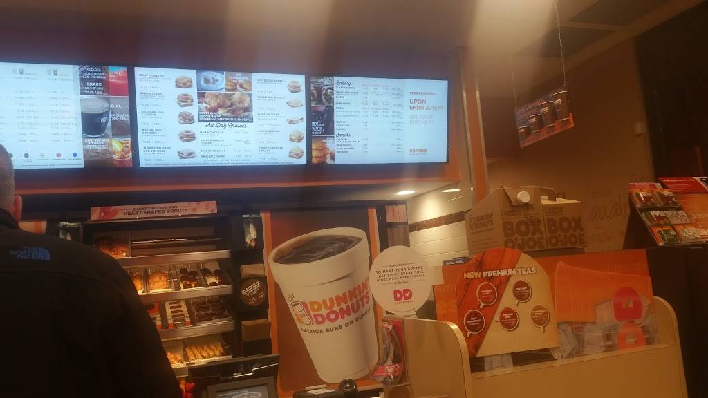 Dunkin | bakery | 6210 Wooster Pike, Cincinnati, OH 45227, USA | 5136208965 OR +1 513-620-8965