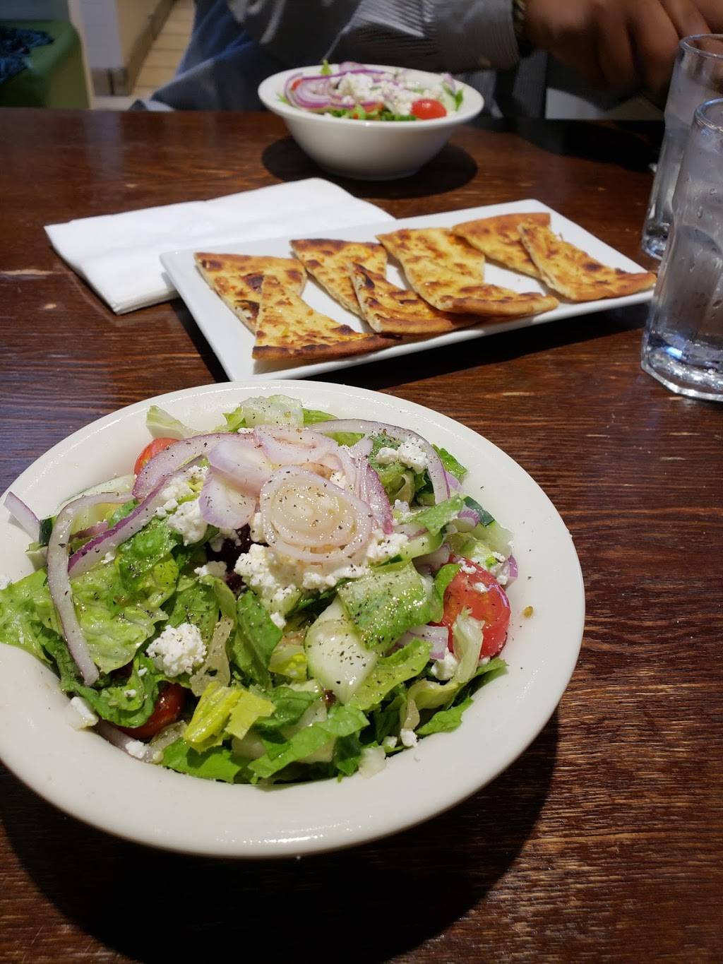 Greek Family Kitchen | restaurant | 212-02 Union Tpke, Hollis Hills, NY 11364, USA | 7184701700 OR +1 718-470-1700