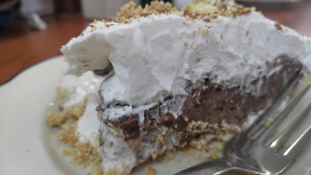 Sweet Treats | restaurant | 5 E Main St, Lamar, AR 72846, USA | 4796470133 OR +1 479-647-0133