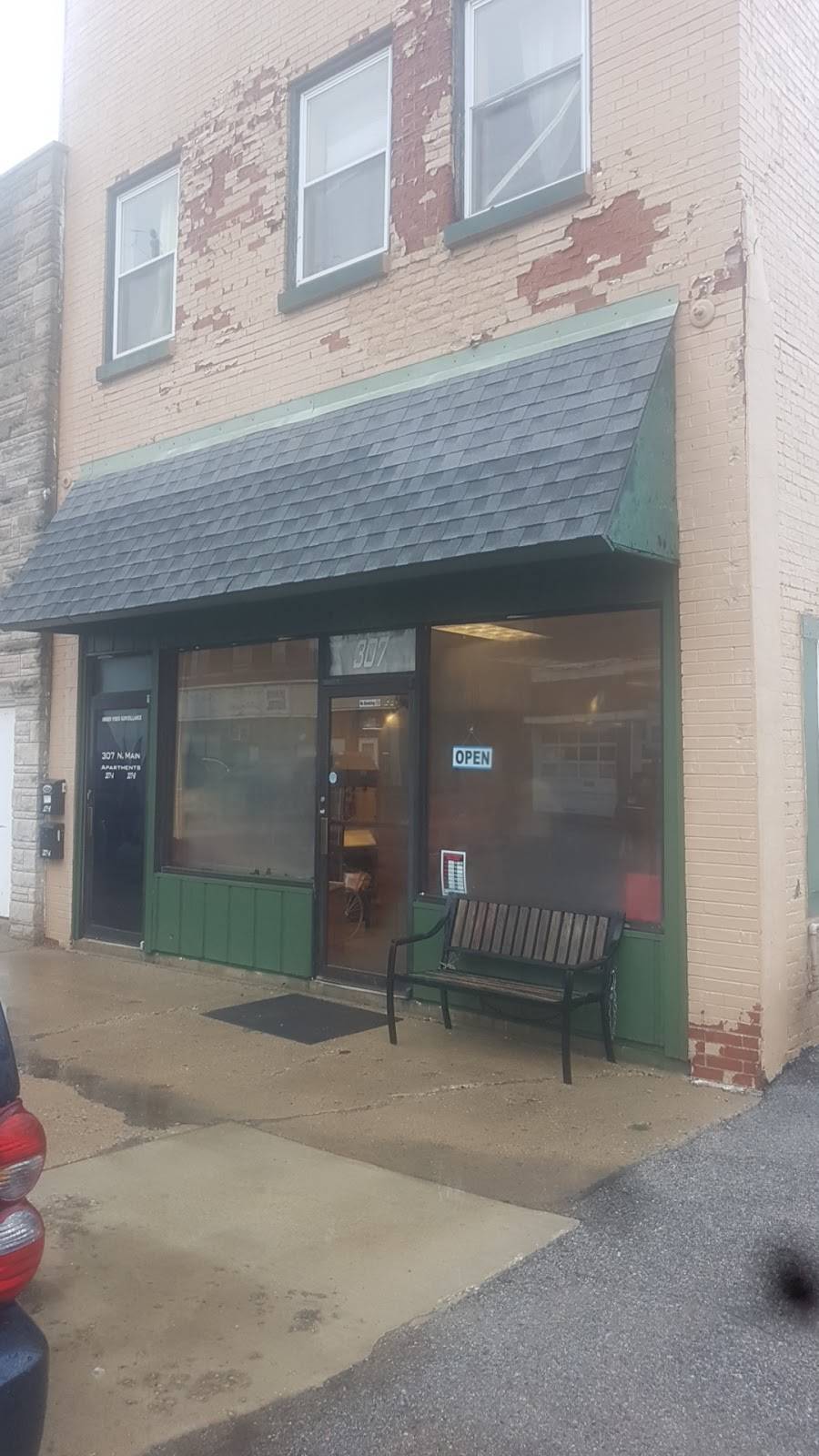 Slabbys Fun & Freedom | restaurant | 307 N Main St, Frankfort, IN 46041, USA | 7656706906 OR +1 765-670-6906