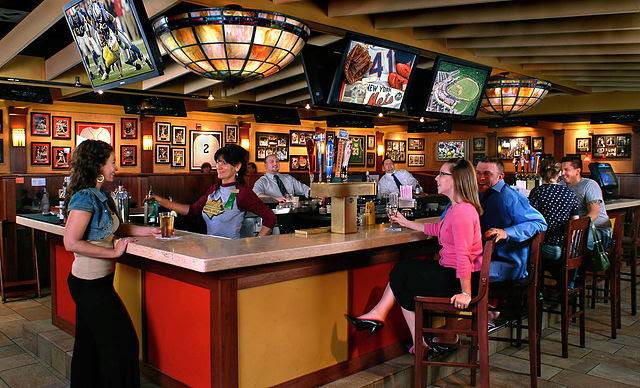 Harrys Sports Grill | restaurant | 201 Washington Ave, North Haven, CT 06473, USA | 2036544191 OR +1 203-654-4191