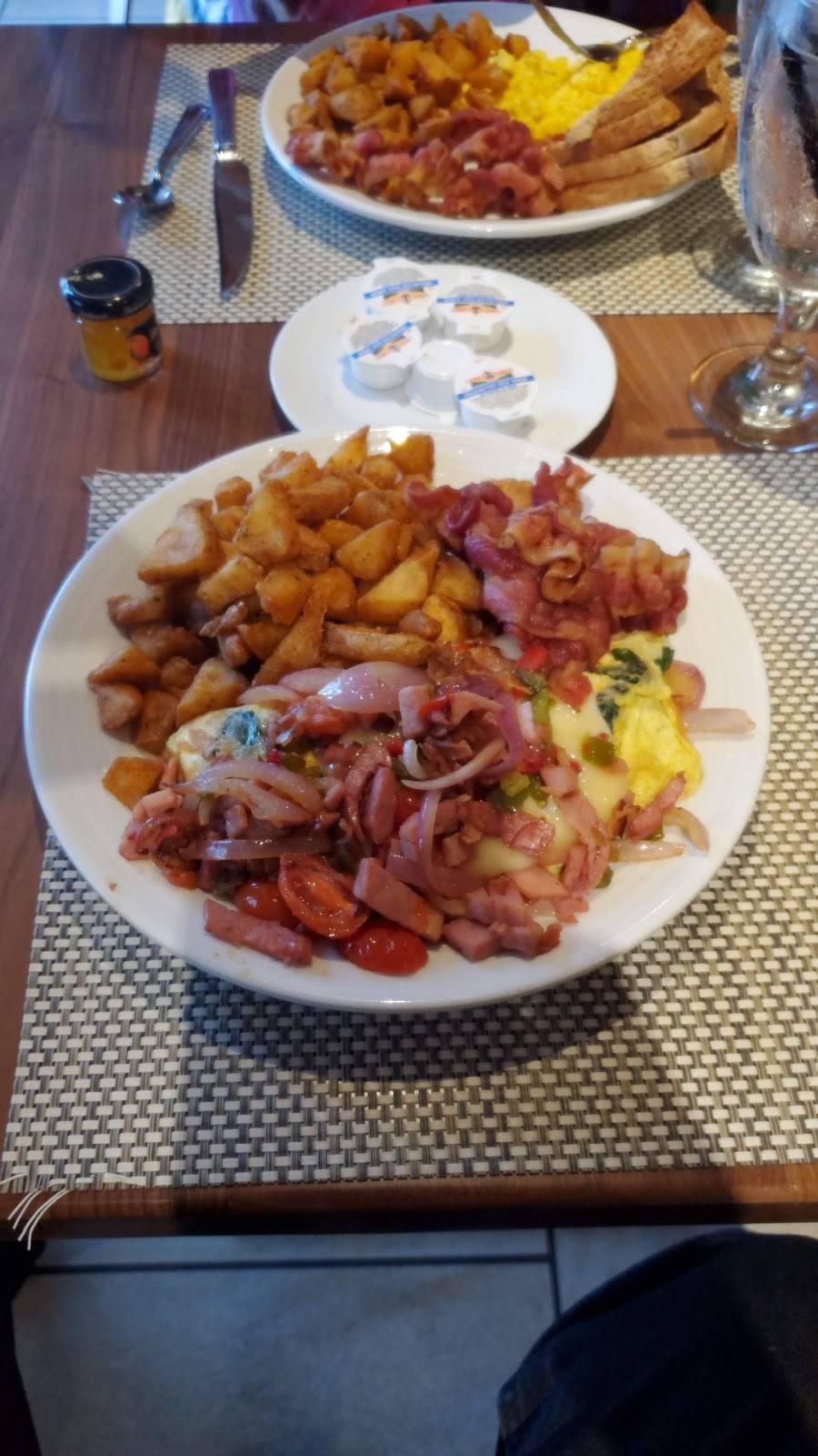 Sweetgrass Restaurant and Porch | restaurant | 4831 Tanger Outlet Blvd, North Charleston, SC 29418, USA | 8437444422 OR +1 843-744-4422