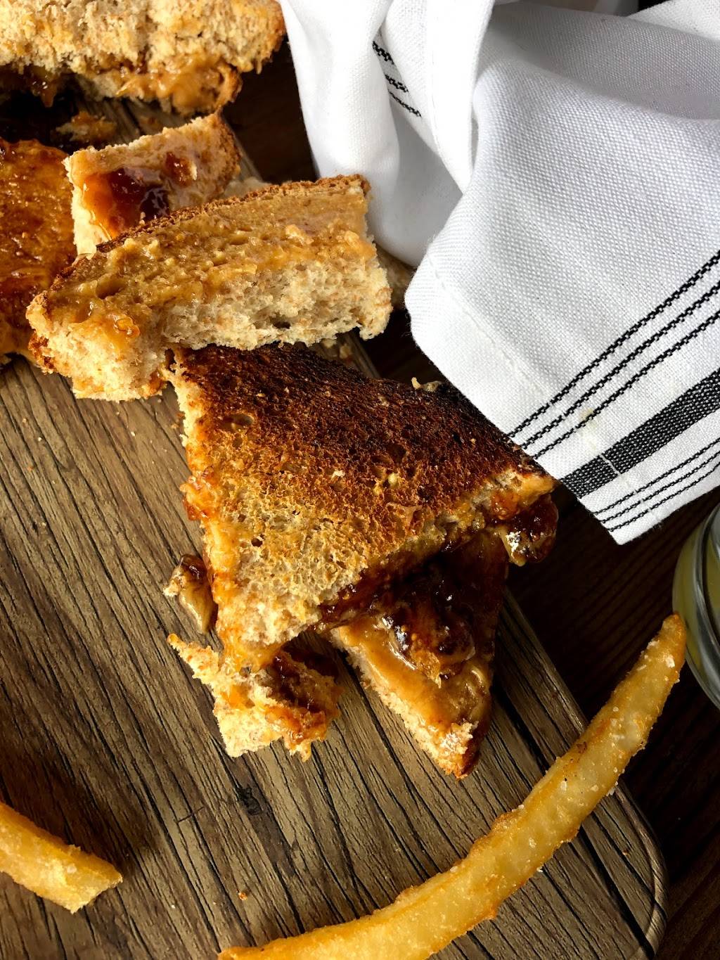 Finch Wildomar | restaurant | 32395 Clinton Keith Rd A-101, Wildomar, CA 92595, USA | 9516782050 OR +1 951-678-2050