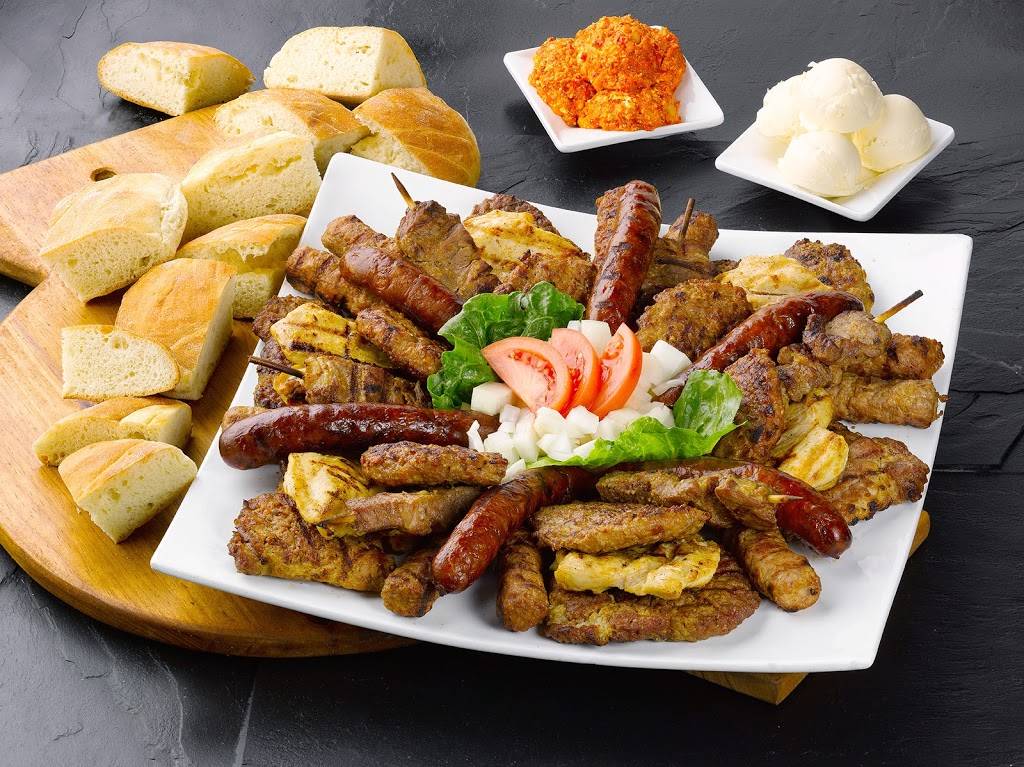 Royal Meats BarBeque | restaurant | 710 Kipling Ave, Etobicoke, ON M8Z 5G5, Canada | 4162511144 OR +1 416-251-1144