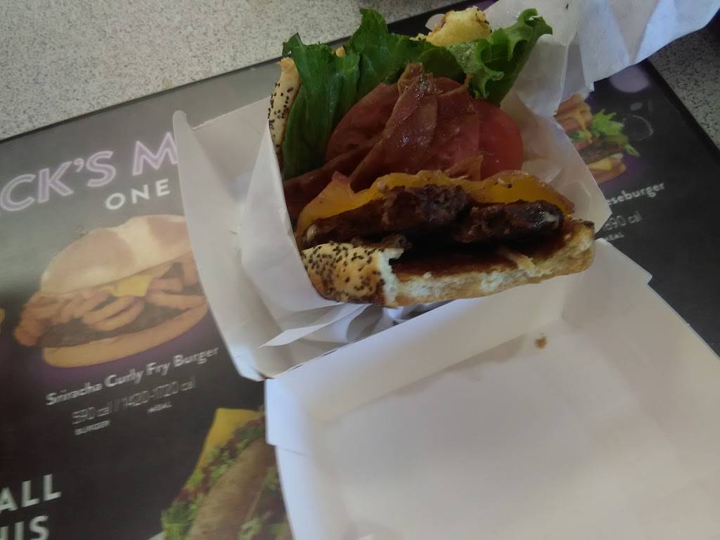 Jack in the Box | restaurant | 1817 First St, Livermore, CA 94550, USA | 9254474325 OR +1 925-447-4325