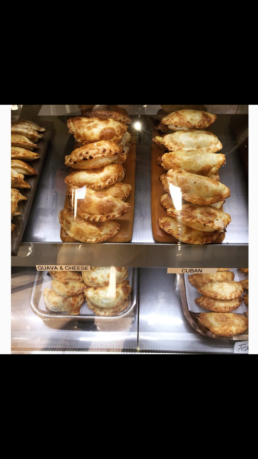 The Original Empanada Factory | restaurant | 602 A Ridge Road, Lyndhurst, NJ 07071, USA | 2013558155 OR +1 201-355-8155