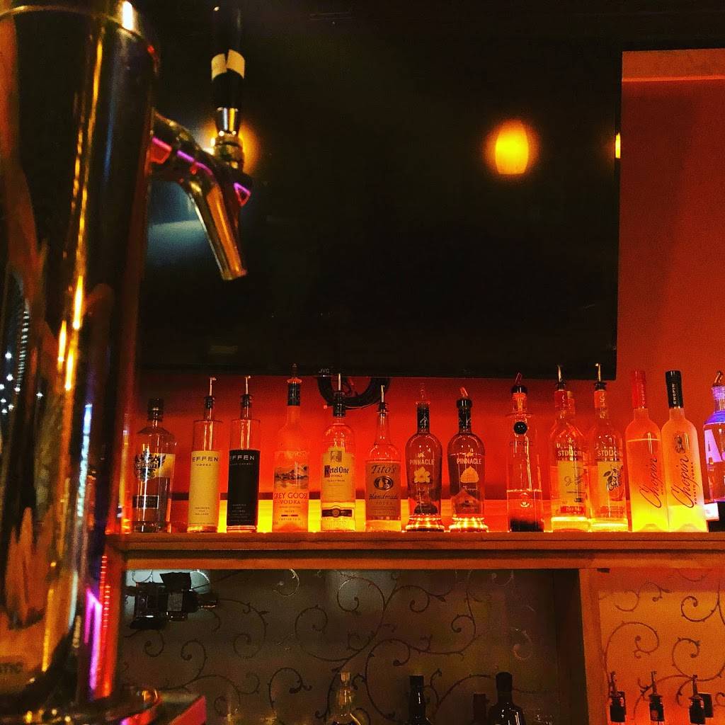 Zacs Lounge | restaurant | 170-232 Mail Rd, Barryville, NY 12719, USA | 8454560195 OR +1 845-456-0195