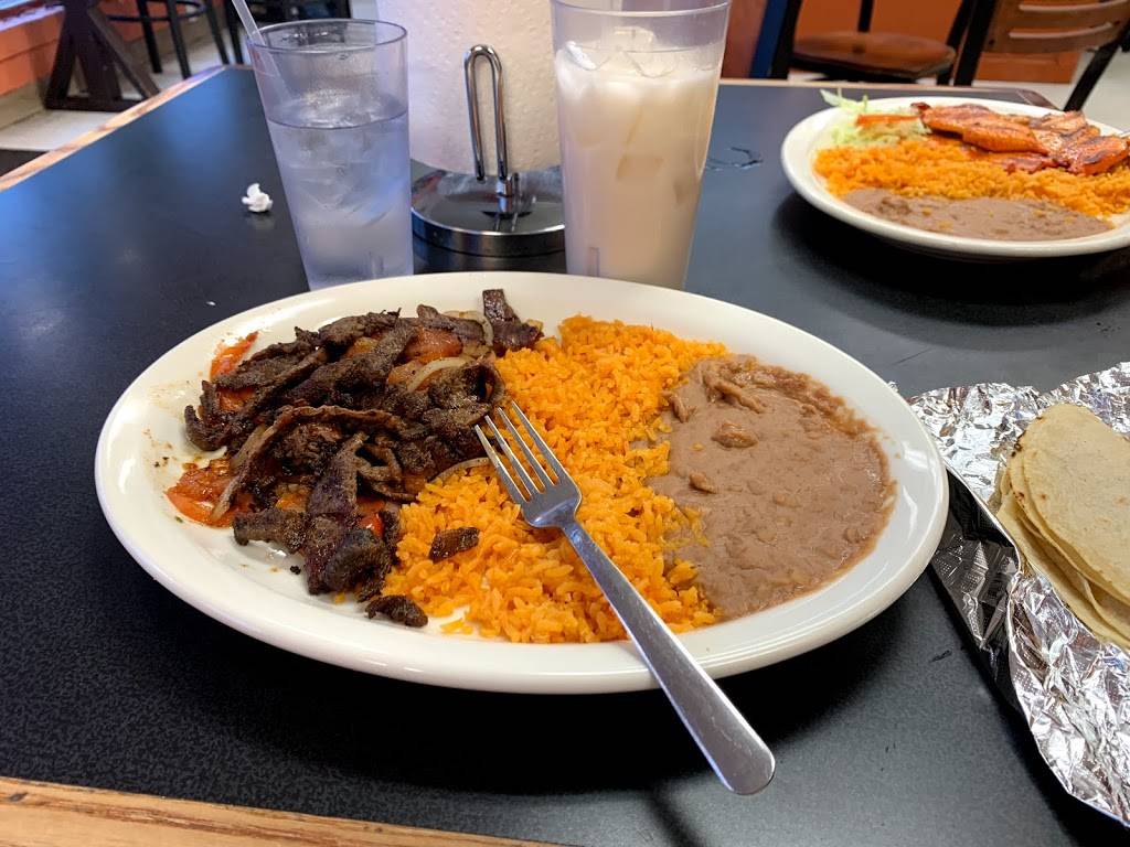 Antojitos Izcalli - Authentic Méxican Restaurant | restaurant | 623 Hargrove Rd E, Tuscaloosa, AL 35401, USA | 2053314226 OR +1 205-331-4226