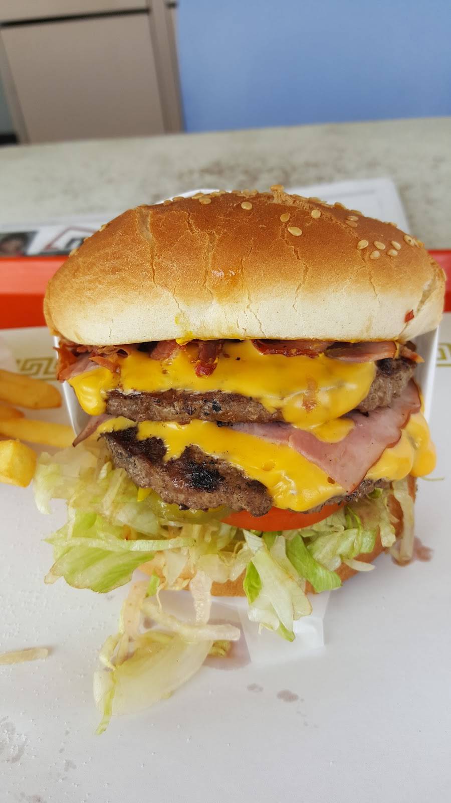 Sunnymead Burgers | restaurant | 23670 Sunnymead Boulevard, Moreno Valley, CA 92553, USA | 9512420561 OR +1 951-242-0561