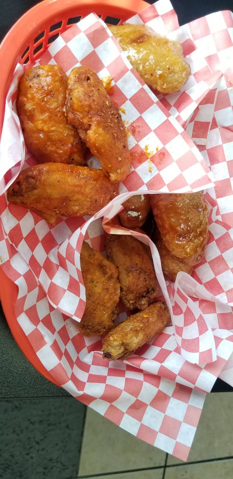 Boom Chicken | restaurant | 1063 E Ave. J #101, Lancaster, CA 93535, USA | 6615799892 OR +1 661-579-9892