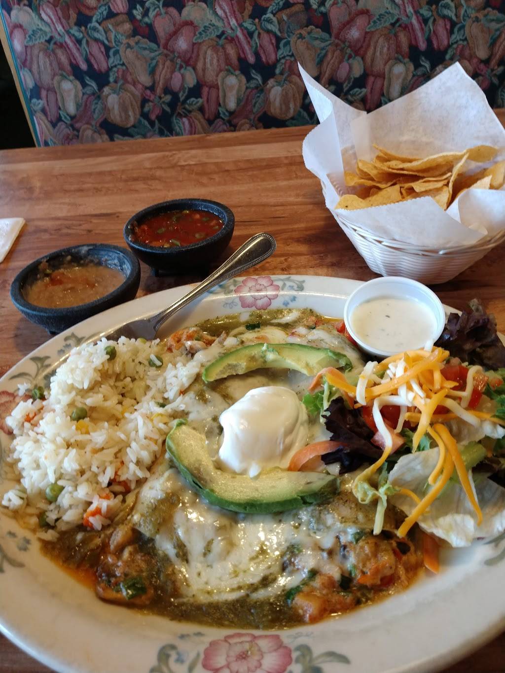 Hacienda Real Southpointe | restaurant | 3130 Pine Lake Rd, Lincoln, NE 68516, USA | 4024230525 OR +1 402-423-0525