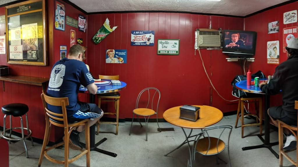 Memos Hot Dogs | restaurant | 1447 W 18th St, Chicago, IL 60608, USA | 3127336373 OR +1 312-733-6373