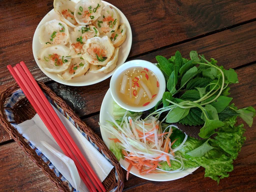 Chè Chè Chè | restaurant | 9902 Westminster Blvd Ste B, Garden Grove, CA 92843, USA | 7145377065 OR +1 714-537-7065