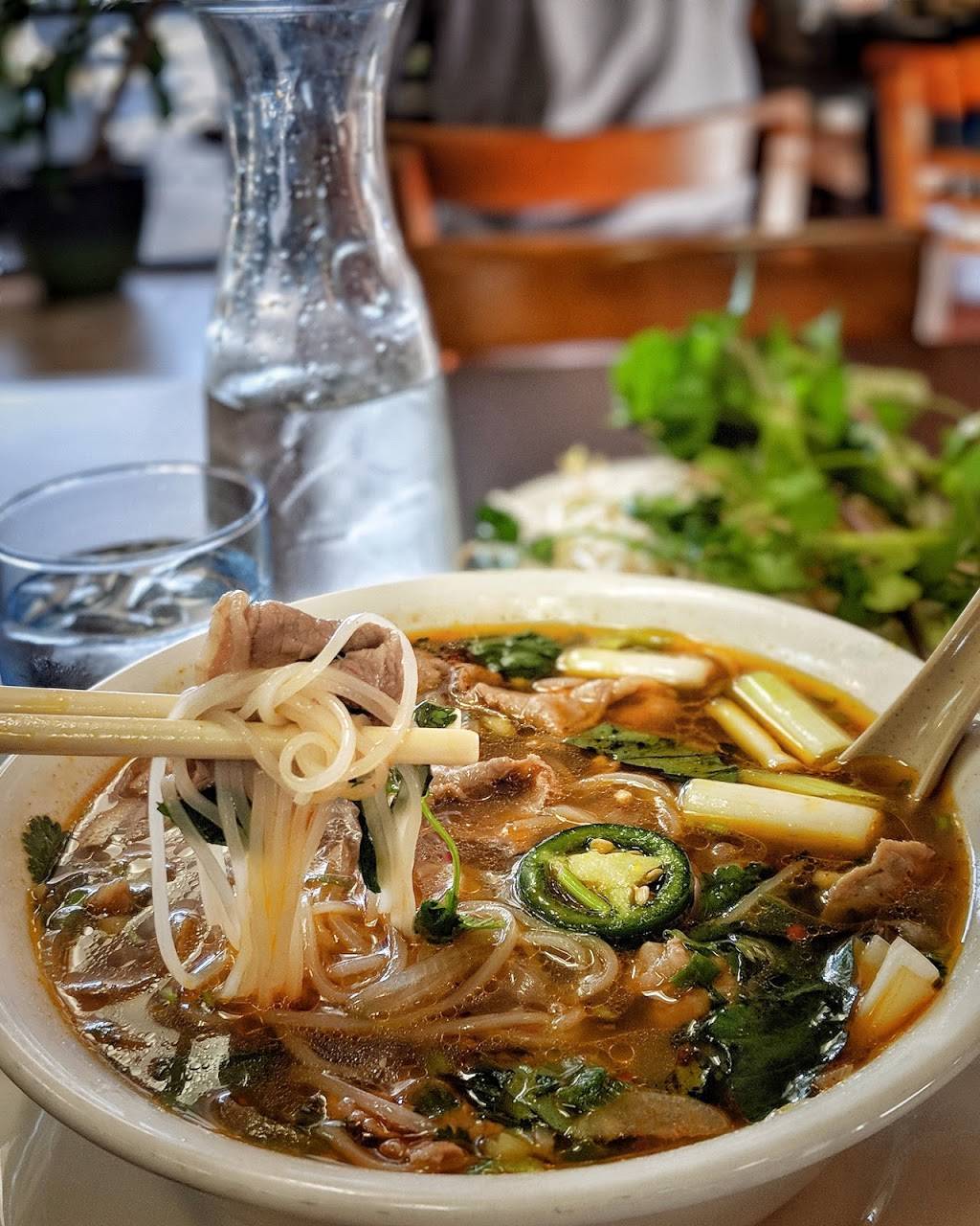 Pho Viet | restaurant | 13614 Bellaire Blvd, Houston, TX 77083, USA | 2815642188 OR +1 281-564-2188