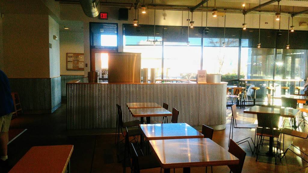 Chipotle Mexican Grill | restaurant | 9120 SW Hall Blvd ste d, Portland, OR 97223, USA | 5036209700 OR +1 503-620-9700