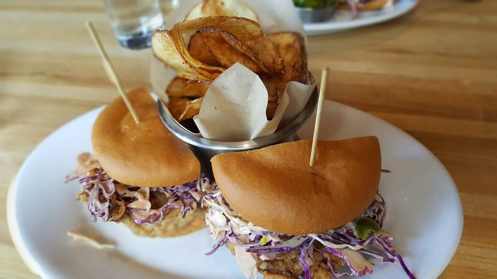 Little Red Wasp | restaurant | 808 Main St, Fort Worth, TX 76102, USA | 8178773111 OR +1 817-877-3111