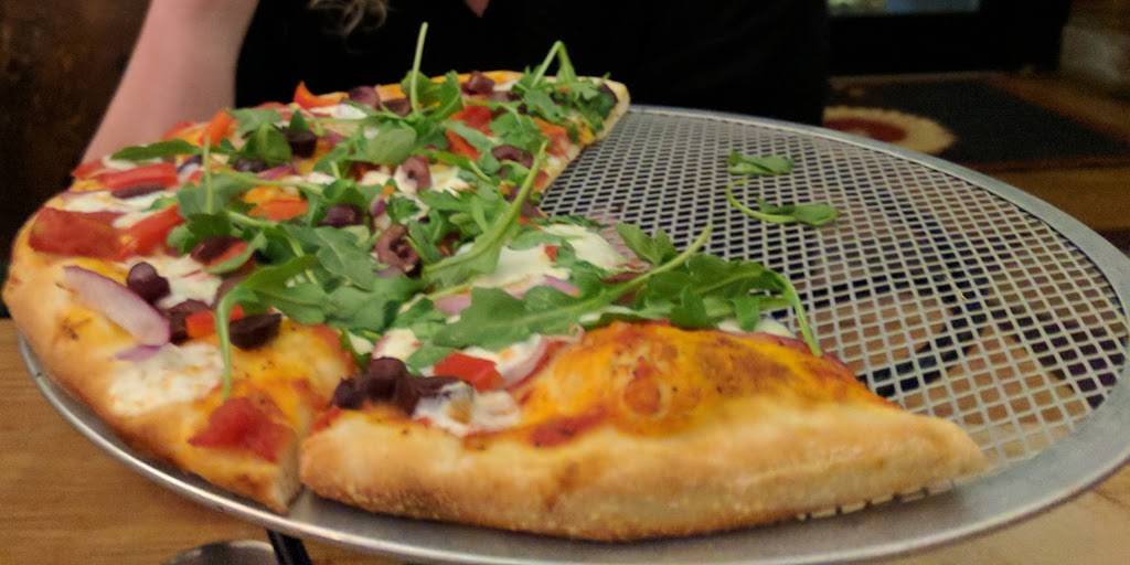 Girasole Restaurant and Bar | restaurant | 8438 N Lombard St, Portland, OR 97203, USA | 5039541671 OR +1 503-954-1671