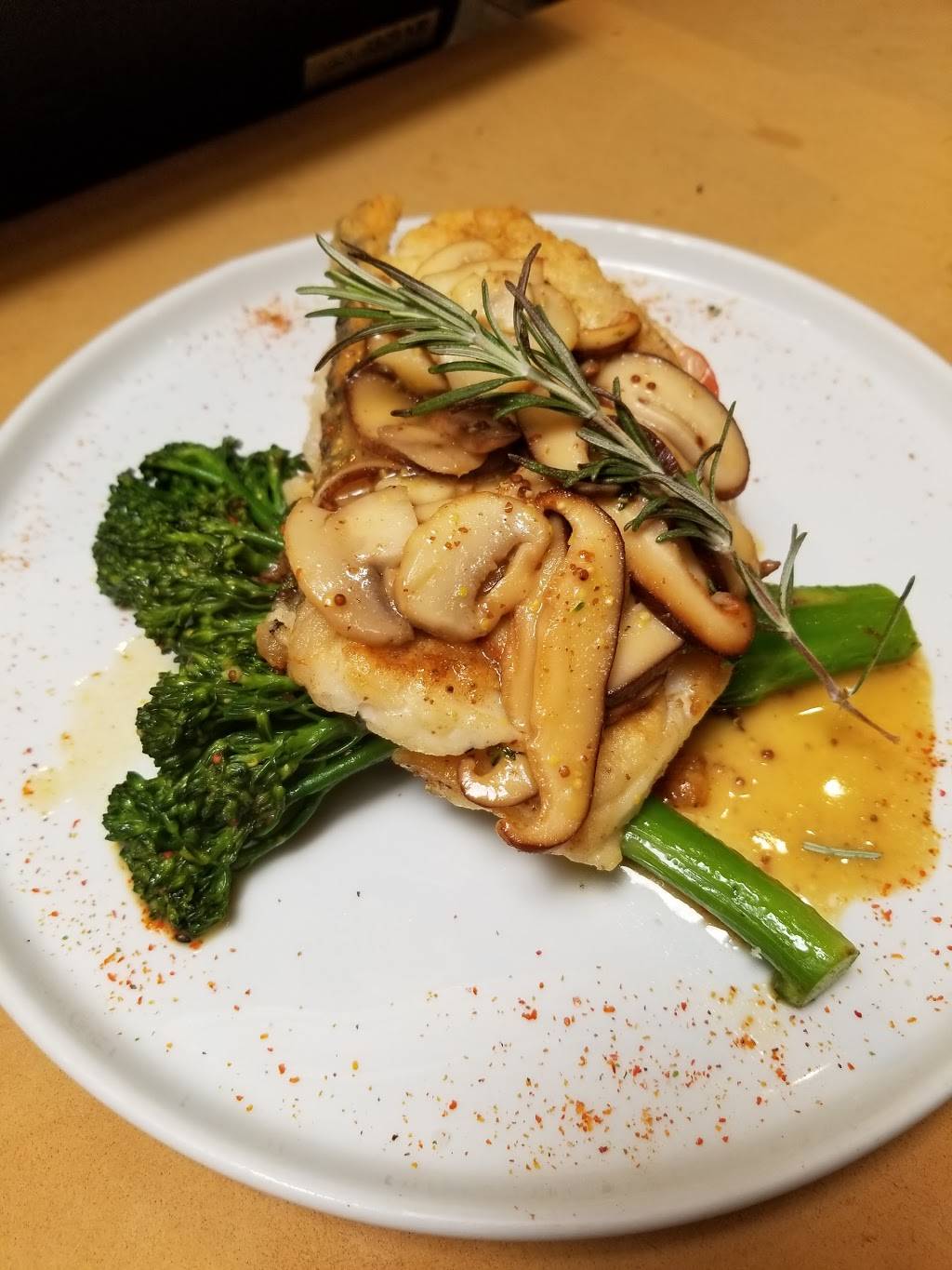 Wabi Venice | restaurant | 1635 Abbot Kinney Blvd, Venice, CA 90291, USA | 3103142229 OR +1 310-314-2229