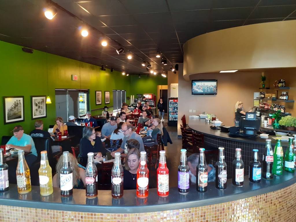 Fizz Burgers & Bottles | restaurant | 7718 E 37th St N, Wichita, KS 67226, USA | 3162602888 OR +1 316-260-2888