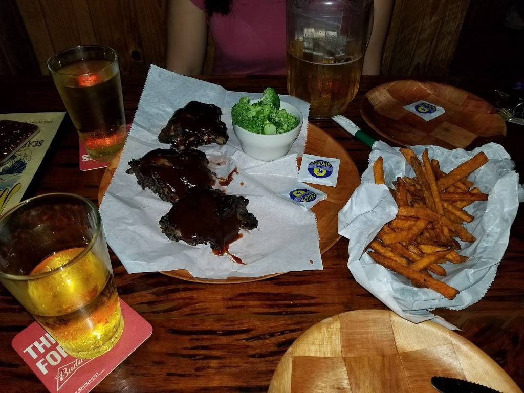 McKennas Place | restaurant | 4068 Forest Hill Blvd, Palm Springs, FL 33406, USA | 5619680032 OR +1 561-968-0032