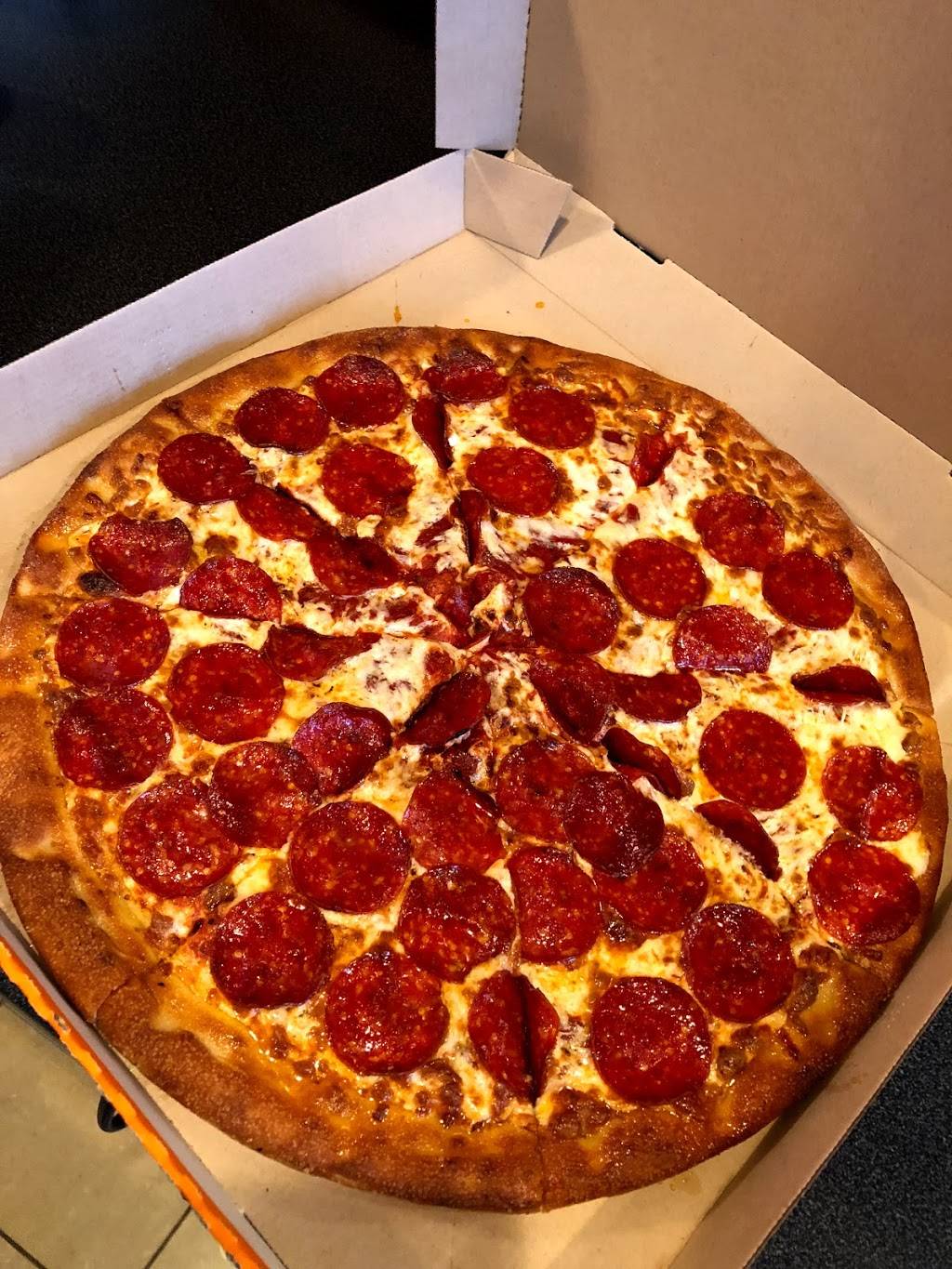 Little Caesars Pizza | meal takeaway | 2660 Hilton Rd, Ferndale, MI 48220, USA | 2485455631 OR +1 248-545-5631