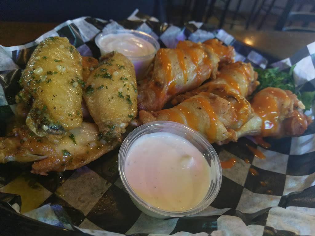 Castaways Pub And Grill | restaurant | 11863 MO-13 Unit 24, Kimberling City, MO 65686, USA | 4177394767 OR +1 417-739-4767