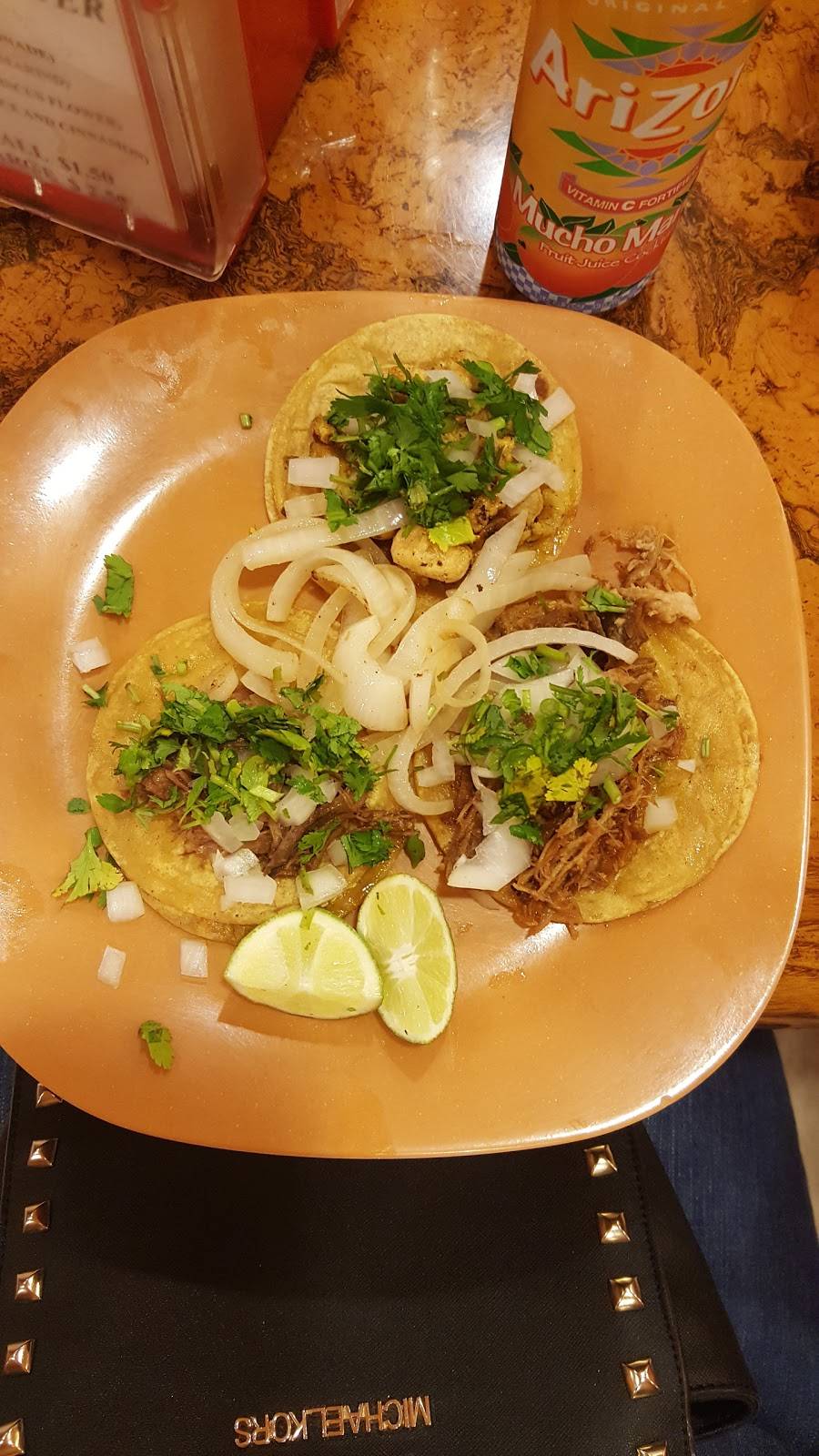 Rubios Mexican Food Store | restaurant | 2319 W Main St, Leesburg, FL 34748, USA | 3523652100 OR +1 352-365-2100