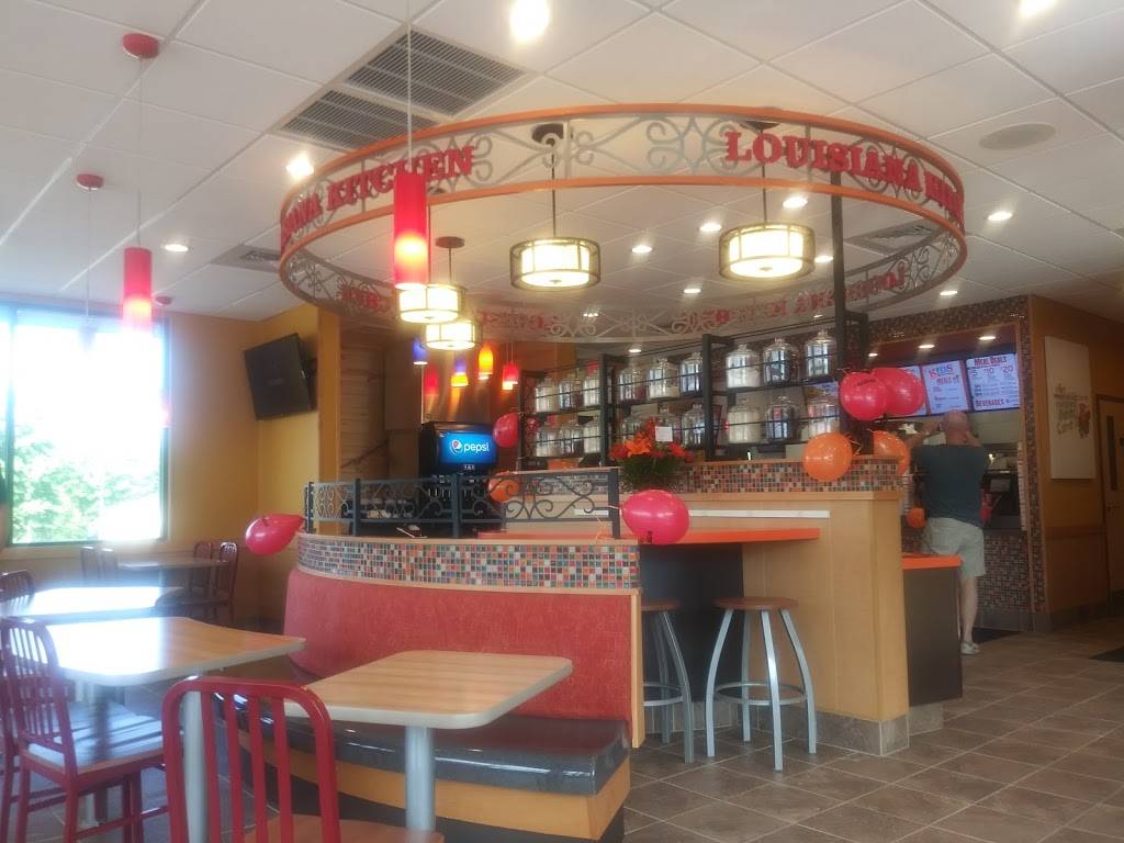 Popeyes Louisiana Kitchen | restaurant | 7723 Bardstown Rd, Louisville, KY 40291, USA | 5029157984 OR +1 502-915-7984