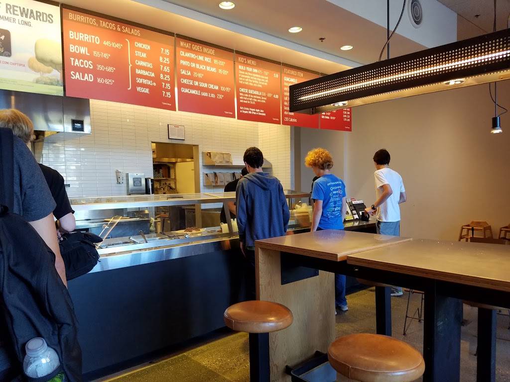 Chipotle Mexican Grill | restaurant | 1050 Park Pl, San Mateo, CA 94403, USA | 6502427265 OR +1 650-242-7265