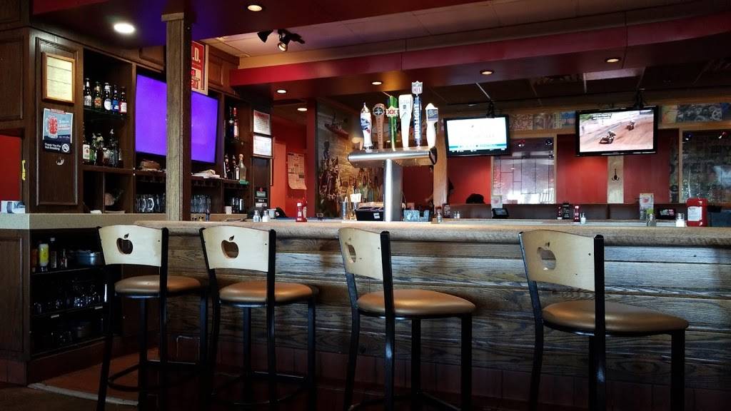Applebees Grill + Bar | restaurant | 2700 Lake Rd, Dyersburg, TN 38024, USA | 7312871607 OR +1 731-287-1607