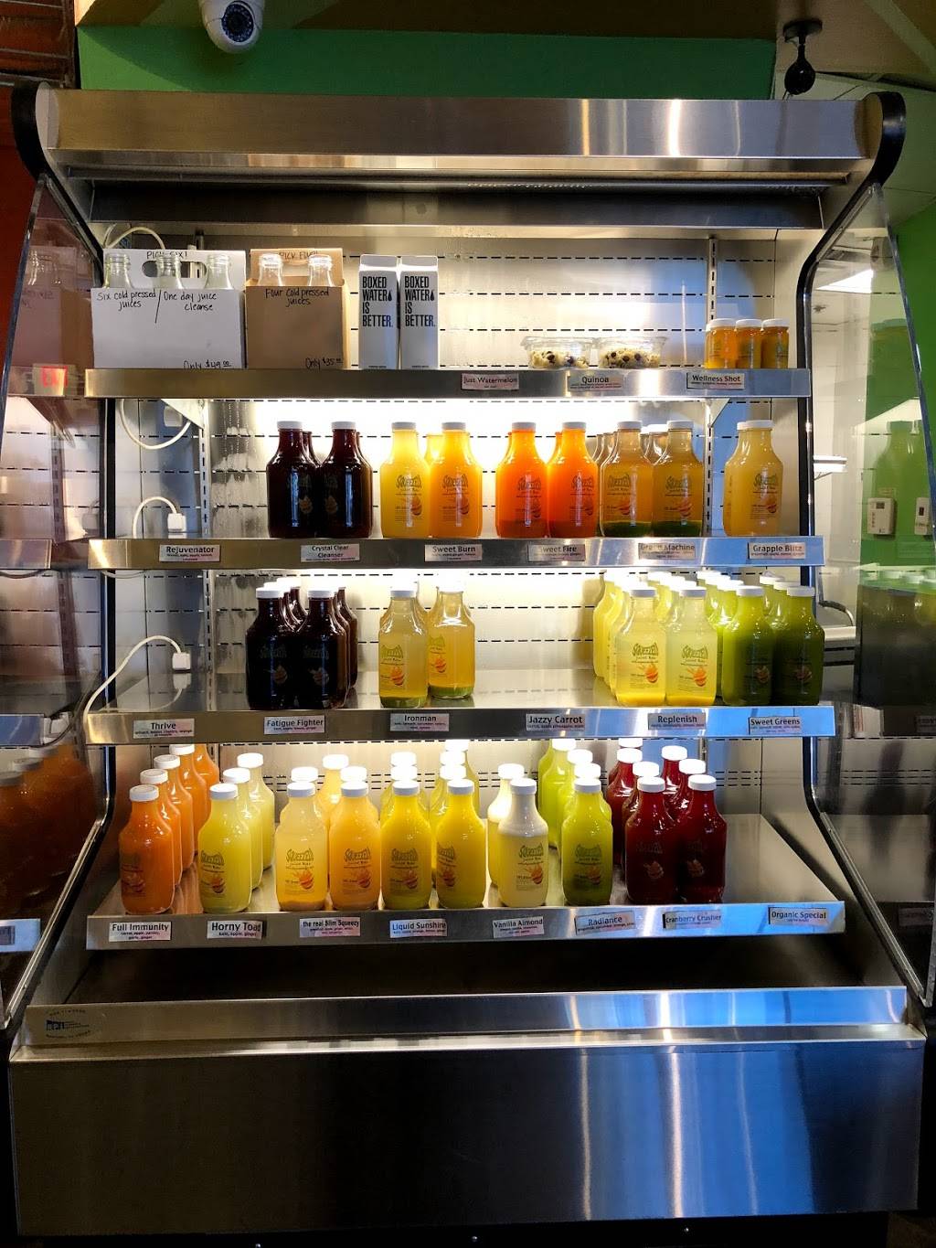 Squeezed Juice Bar - NE Heights | restaurant | 7900 San Pedro Dr NE Ste A12, Albuquerque, NM 87109, USA | 5058211437 OR +1 505-821-1437