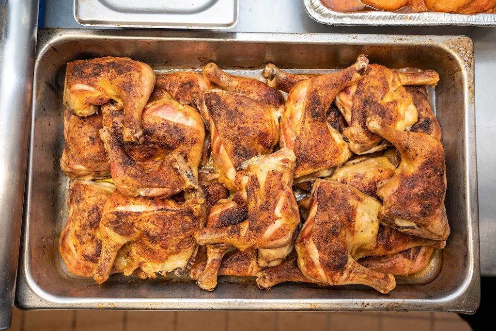 Jurlines Soul Food Cafe | restaurant | 2117 26th Ave, Tuscaloosa, AL 35401, USA | 2052487640 OR +1 205-248-7640