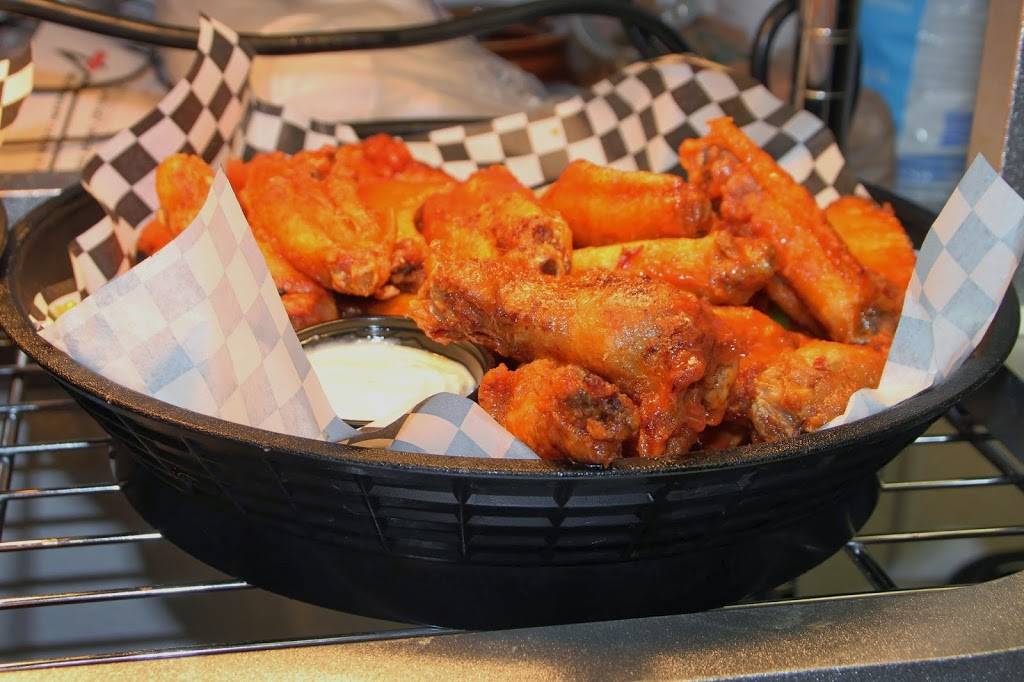 Peabodys Sports Bar | restaurant | 39 Phila St, Saratoga Springs, NY 12866, USA | 5188868673 OR +1 518-886-8673