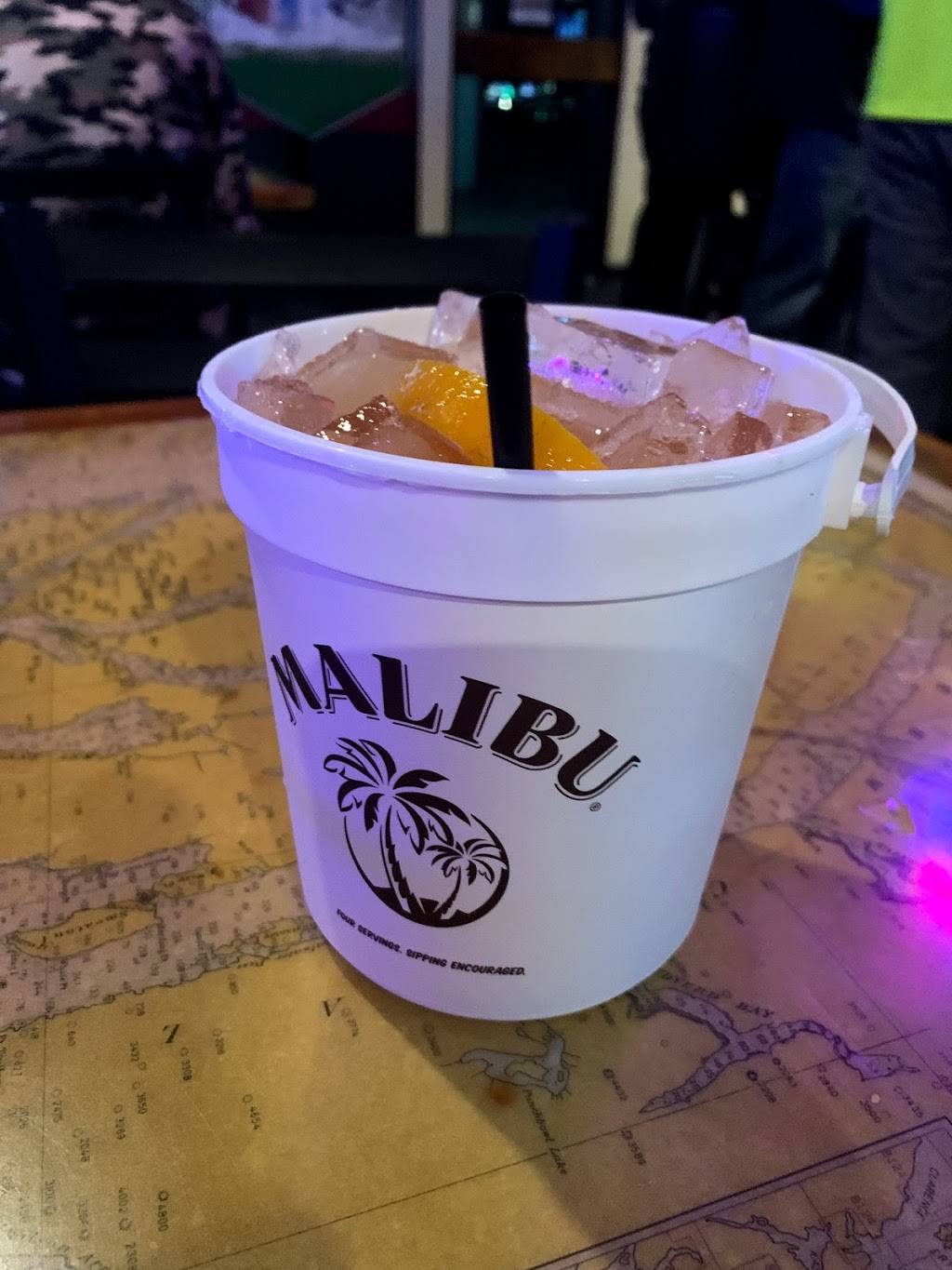 The End Zone | restaurant | 980 N Pacific Hwy, Woodburn, OR 97071, USA | 5039823309 OR +1 503-982-3309