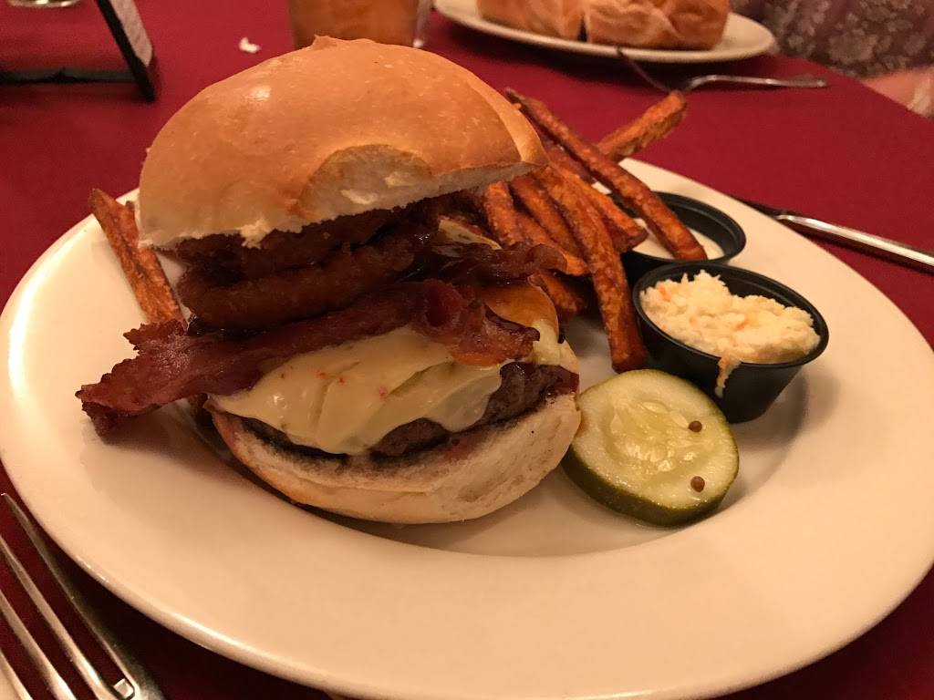 Gardenville Hotel | restaurant | 4726 Durham Rd, Pipersville, PA 18947, USA | 2157667733 OR +1 215-766-7733