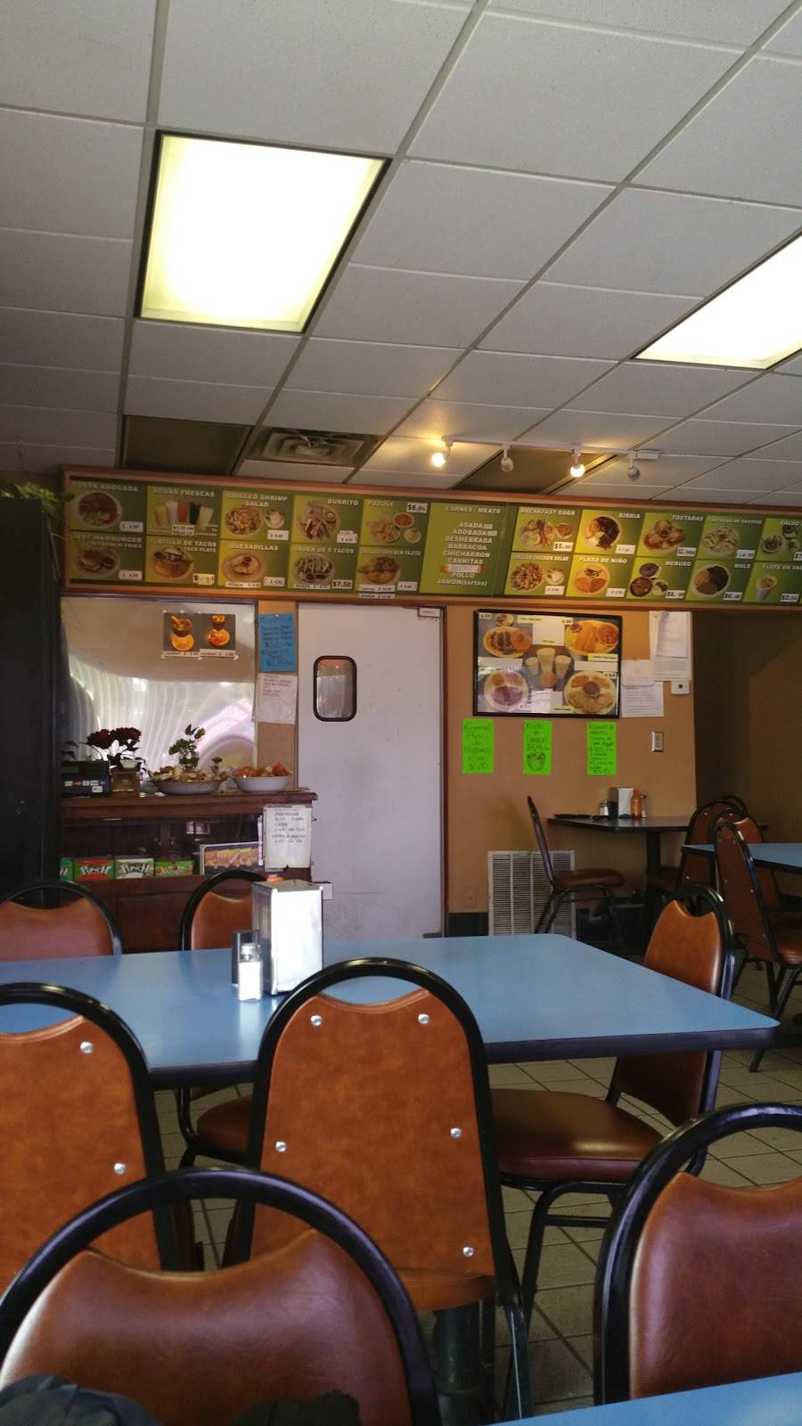 Micas Taqueria | restaurant | 801 N Sylvania Ave, Fort Worth, TX 76111, USA | 8178388996 OR +1 817-838-8996
