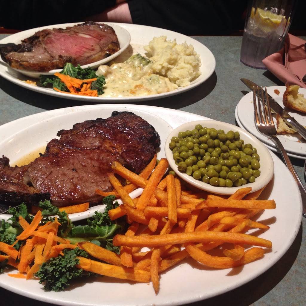 Mount Vernon Restaurant & Pub | restaurant | 14 Broadway, Somerville, MA 02145, USA | 6176663830 OR +1 617-666-3830